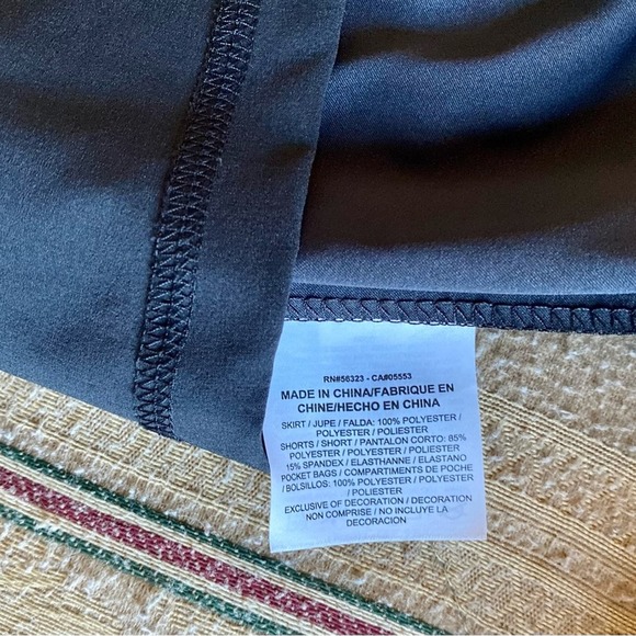 Nike Golf Women’s Black Golf Skort Skirt with Back Swoosh Size 4 Activewear - Picture 3 of 15